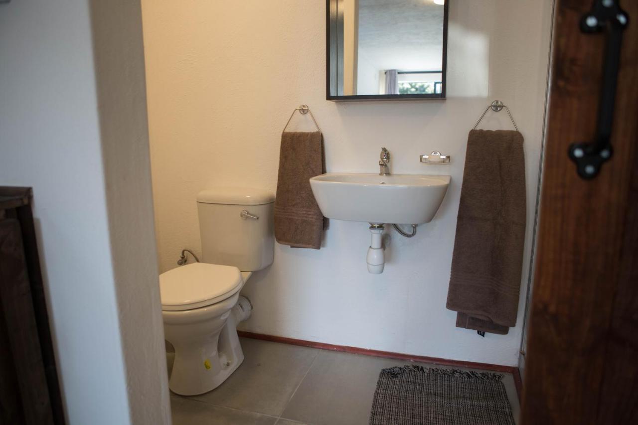 Peaceful 1-Bedroom Flatlet, 10 Min From The Beach Kapstaden Eksteriør billede